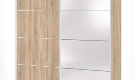 Verona skydedørsgarderobeskab i eg struktur