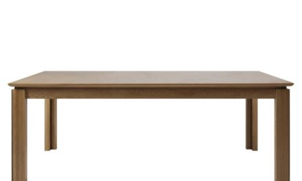 Ventura spisebord – oliebehandlet eg, incl. 4 tillægsplader