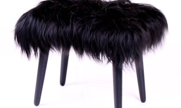 BY TIKA Selfoss skammel med lammeskind