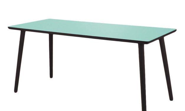 BY TIKA Dusty jade Skrivebord – højtrykslaminat