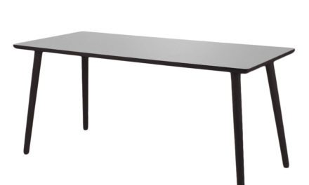 BY TIKA Fog Skrivebord – højtrykslaminat