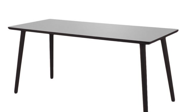 BY TIKA Fog Skrivebord – højtrykslaminat