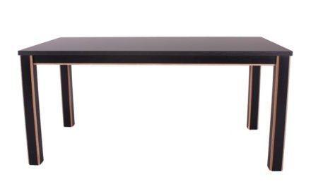 BY TIKA Drammen Spisebord med detaljer