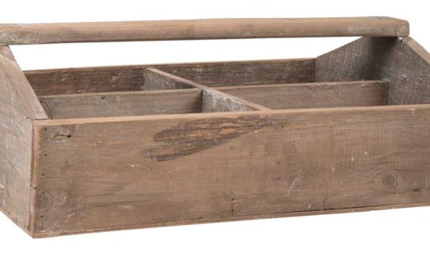 IB LAURSEN Kasse m/4 rum og hank på langs