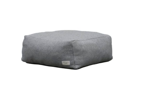 TROISPOMMESHOME Lounge puf – lysegrå Olefin stof