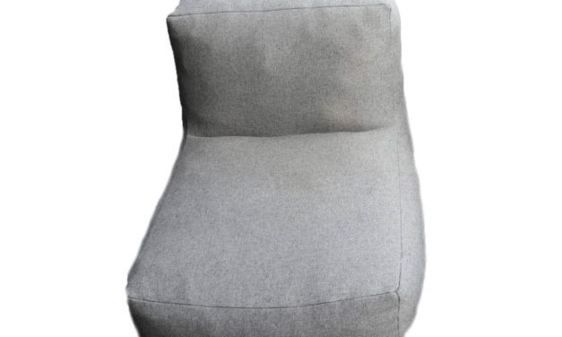 TROISPOMMESHOME loungestol – lysegrå Olefin stof