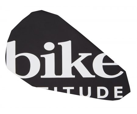 Bike Attitude sadelovertræk – Vandtæt regnovertræk – Sort/Hvid