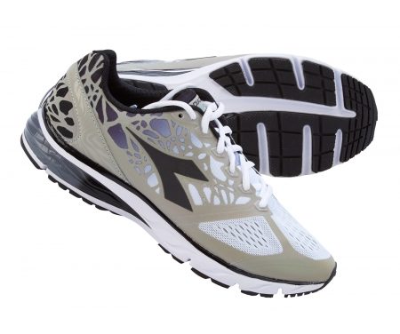 Diadora – Mythos Blushield Hip – Løbesko – Dame – Hvid/sort