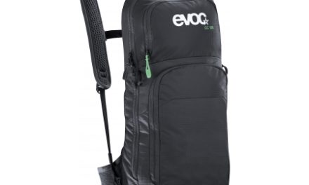 Evoc CC 10L – Letvægts dagsrygsæk med 2 liter blære – 10 liter – Sort
