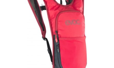 EVOC CC – Cykelrygsæk – 2L – Rød – inkl. vandreservoir