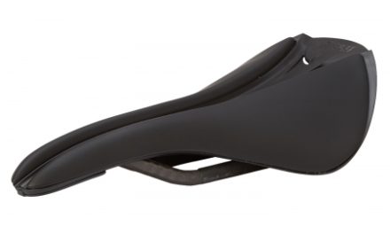 Fizik Aliante R1 Carbon Versus Evo – Sadel Road – Sort