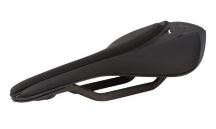 Fizik Antares R1 Carbon Versus Evo – Sadel Road – Sort