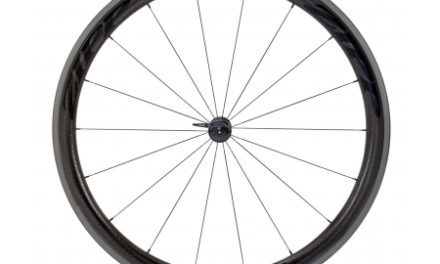 Forhjul Zipp 303 Firecrest carbon clincher med sort logo