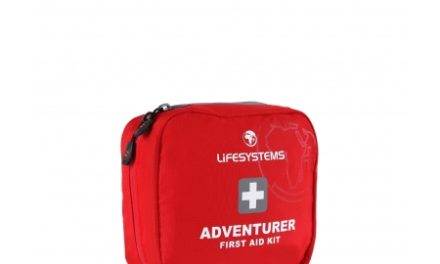 LifeSystems Adventurer First Aid Kit – Førstehjælpskit – Rød