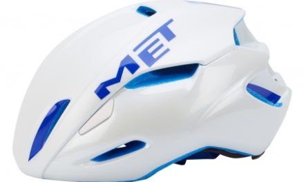 MET Manta cykelhjelm – Hvid/blå