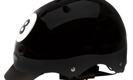 Nutcase Gen3 Street – Urban Skaterhjelm – 8 Ball Sort/Hvid