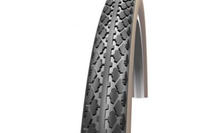 Schwalbe Klassik Kevlar-Guard Tråddæk – 27×1.1/4"(28/32-630) Sort/Gul