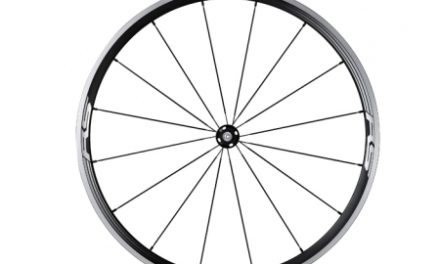 Shimano Forhjul 700c – Model WH-RS330 Sort – Til dæk og slange