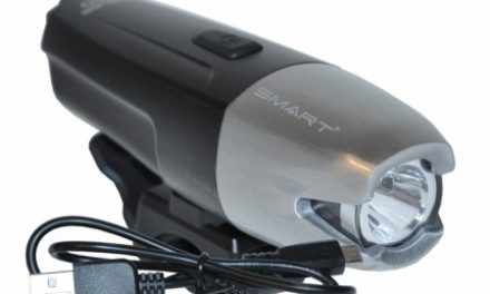 Smart Suburb 800 – Forlygte USB – 800 Lumen – m/holder