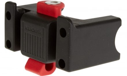 Styradapter med lås KLICKfix til kurv og tasker til styr.