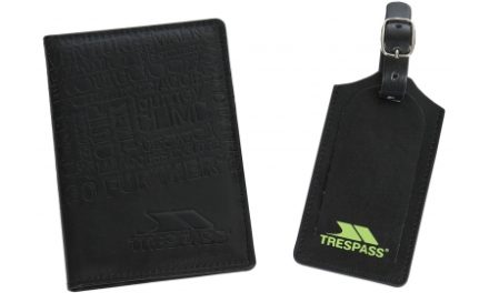 Trespass Wanderlust – Gaveæske med pascover og kuffertmærke – Sort