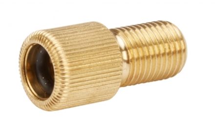 Ventiladapter fra alm- og racerventil til autoventilpumpe